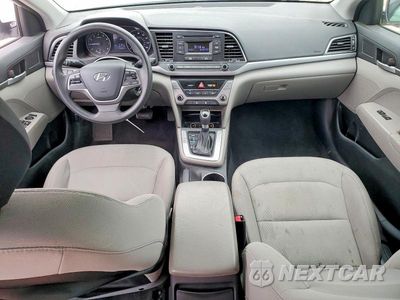 Zdjęcie 8 z 12 samochodu: 2017 HYUNDAI ELANTRA SE VIN:5NPD74LF6HH173668 - miniatura