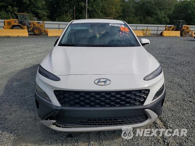 Piąte zdjęcie samochodu w środku: 2022 HYUNDAI KONA SE VIN:KM8K22AB7NU819808 - miniatura