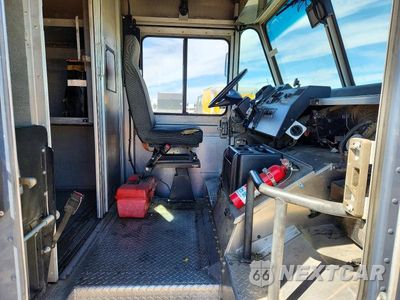 Zdjęcie 11 z 13 samochodu: 2020 FREIGHTLINER MT45G CHASSIS DELIVERY TRUCK VIN:4UZAC2EA8LCLZ6315 - miniatura