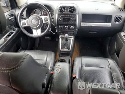 Zdjęcie 8 z 13 samochodu: 2016 JEEP COMPASS LATITUDE VIN:1C4NJCEA7GD590089 - miniatura