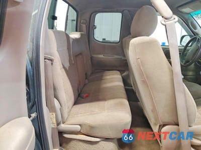 Zdjęcie 10 z 12 samochodu: 2005 TOYOTA TUNDRA ACCESS CAB SR5 VIN:5TBBT44145S463735 - miniatura