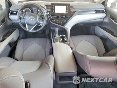 Zdjęcie 8 z 12 samochodu: 2023 TOYOTA CAMRY LE VIN:4T1C11AK1PU132375 - miniatura