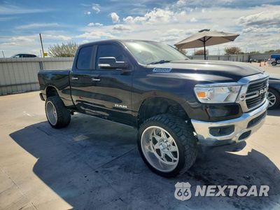 Czwarte zdjęcie samochodu z boku: 2019 RAM 1500 BIG HORN/LONE STAR VIN:1C6SRFBTXKN656597 - miniatura