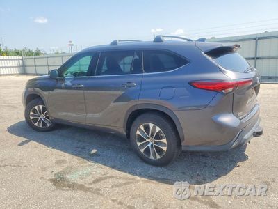 Drugie zdjęcie samochodu z przodu: 2021 TOYOTA HIGHLANDER XLE VIN:5TDGZRAH7MS520714 - miniatura
