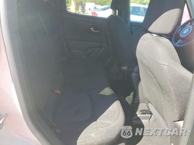 Zdjęcie 10 z 12 samochodu: 2022 JEEP RENEGADE SPORT VIN:ZACNJDA13NPN67934 - miniatura