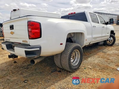 Trzecie zdjęcie samochodu z tyłu: 2016 CHEVROLET SILVERADO K3500 HIGH COUNTRY VIN:1GC4K1E81GF145460 - miniatura