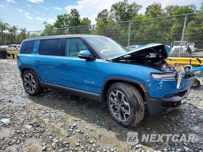 Czwarte zdjęcie samochodu z boku: 2026 RIVIAN R1S ADVENTURE VIN:7PDSGFBA7TN088011 - miniatura