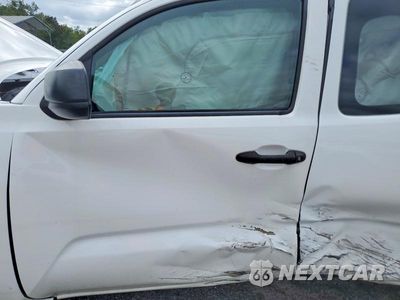 Zdjęcie 7 z 12 samochodu: 2018 TOYOTA TACOMA SR VIN:5TFRX5GN5JX117759 - miniatura