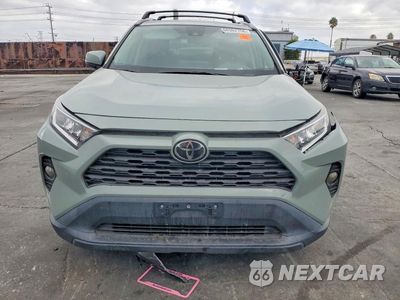 Piąte zdjęcie samochodu w środku: 2019 TOYOTA RAV4 XLE VIN:2T3W1RFV4KC019276 - miniatura
