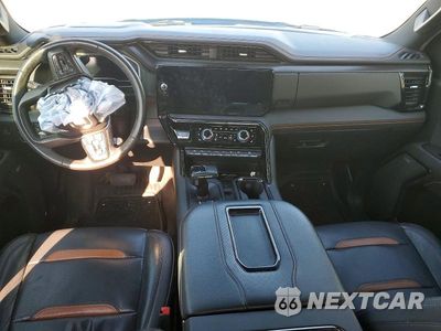 Zdjęcie 8 z 12 samochodu: 2022 GMC SIERRA K1500 AT4 VIN:1GTUUEET8NZ599397 - miniatura