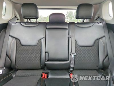 Zdjęcie 10 z 13 samochodu: 2021 JEEP COMPASS LATITUDE VIN:3C4NJDBB4MT557933 - miniatura