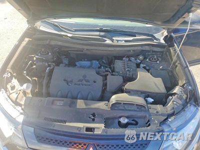 Zdjęcie 12 z 13 samochodu: 2020 MITSUBISHI OUTLANDER SE VIN:JA4AD3A33LZ045446 - miniatura