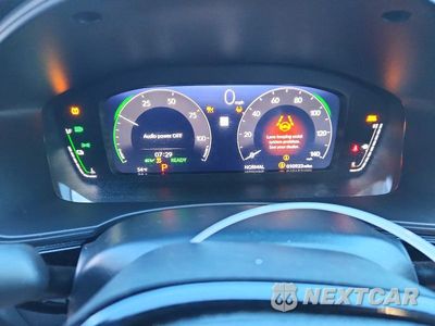 Zdjęcie 9 z 12 samochodu: 2025 HONDA CIVIC SPORT TOURING VIN:19XFL4H97SE001894 - miniatura