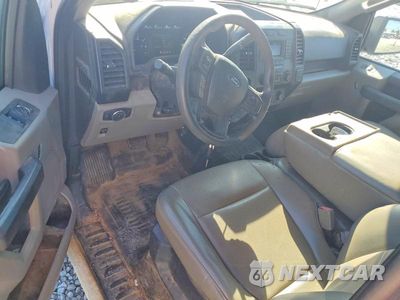 Zdjęcie 8 z 12 samochodu: 2019 FORD F150 VIN:1FTMF1C59KKC26719 - miniatura