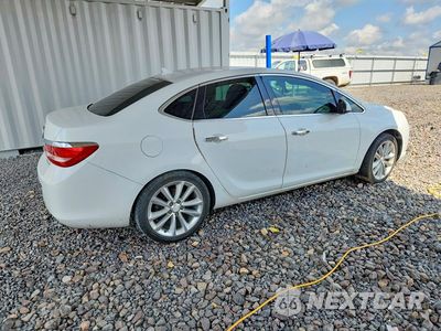 Trzecie zdjęcie samochodu z tyłu: 2013 BUICK VERANO VIN:1G4PP5SK0D4196506 - miniatura
