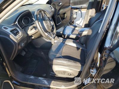 Zdjęcie 7 z 13 samochodu: 2017 JEEP COMPASS LATITUDE VIN:3C4NJCBB1HT629641 - miniatura