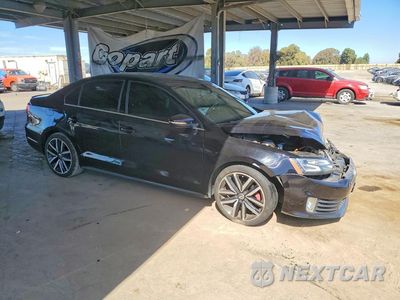 Czwarte zdjęcie samochodu z boku: 2013 VOLKSWAGEN JETTA GLI VIN:3VW5T7AJ6DM449681 - miniatura