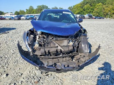 Piąte zdjęcie samochodu w środku: 2020 NISSAN KICKS SV VIN:3N1CP5CV2LL521230 - miniatura