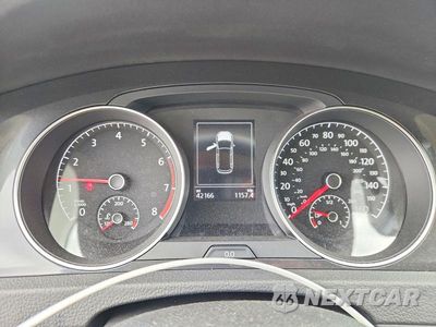 Zdjęcie 9 z 12 samochodu: 2018 VOLKSWAGEN GOLF SPORTWAGEN S VIN:3VW117AU3JM753447 - miniatura