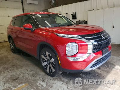 Czwarte zdjęcie samochodu z boku: 2025 MITSUBISHI OUTLANDER SE VIN:JA4J4VA8XSZ035227 - miniatura