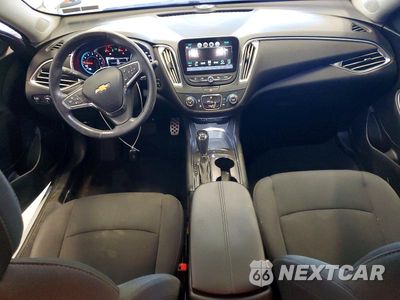 Zdjęcie 8 z 12 samochodu: 2017 CHEVROLET MALIBU LT VIN:1G1ZE5ST5HF110766 - miniatura