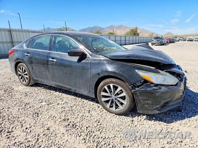 Czwarte zdjęcie samochodu z boku: 2017 NISSAN ALTIMA 2.5 SV VIN:1N4AL3AP2HC179344 - miniatura