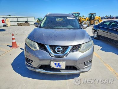 Piąte zdjęcie samochodu w środku: 2015 NISSAN ROGUE SV VIN:5N1AT2ML8FC899043 - miniatura