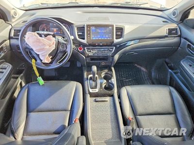 Zdjęcie 8 z 12 samochodu: 2017 HONDA RIDGELINE RTL VIN:5FPYK3F73HB036076 - miniatura
