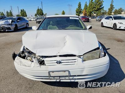 Piąte zdjęcie samochodu w środku: 1999 TOYOTA CAMRY CE VIN:4T1BG22K3XU535269 - miniatura