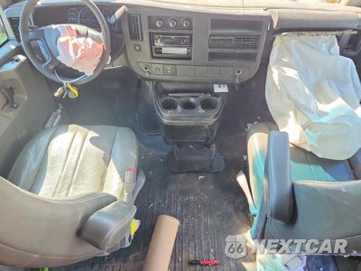 Zdjęcie 8 z 13 samochodu: 2014 CHEVROLET EXPRESS DELIVERY VAN VIN:1GBWGJCA4E1135956 - miniatura