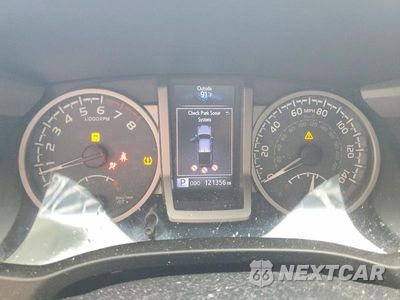 Zdjęcie 9 z 12 samochodu: 2017 TOYOTA TACOMA SR5 V6 VIN:5TFCZ5AN7HX121900 - miniatura