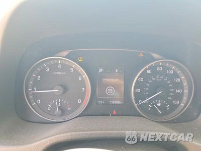 Zdjęcie 9 z 12 samochodu: 2018 HYUNDAI ELANTRA VALUE EDITION VIN:KMHD84LFXJU498571 - miniatura