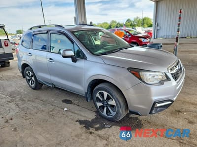 Czwarte zdjęcie samochodu z boku: 2018 SUBARU FORESTER 2.5I PREMIUM VIN:JF2SJAEC5JH403782 - miniatura