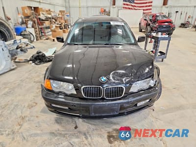Piąte zdjęcie samochodu w środku: 2001 BMW 3 SERIES I VIN:WBAAV53481FJ69597 - miniatura