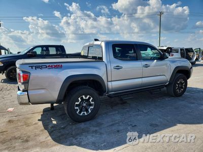 Trzecie zdjęcie samochodu z tyłu: 2020 TOYOTA TACOMA TRD OFF-ROAD VIN:3TMCZ5AN9LM313415 - miniatura