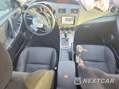 Zdjęcie 8 z 13 samochodu: 2011 MAZDA 3 I VIN:JM1BL1UFXB1490531 - miniatura