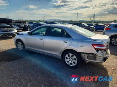 Drugie zdjęcie samochodu z przodu: 2011 TOYOTA CAMRY LE VIN:4T1BF3EK9BU679972 - miniatura