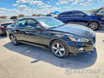 Czwarte zdjęcie samochodu z boku: 2019 NISSAN ALTIMA SV VIN:1N4BL4DV5KC102270 - miniatura