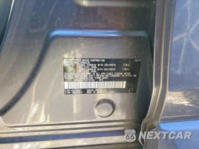Zdjęcie 12 z 12 samochodu: 2018 TOYOTA RAV4 HV SE VIN:JTMJJREV7JD192456 - miniatura