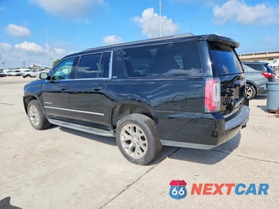 Drugie zdjęcie samochodu z przodu: 2017 GMC YUKON XL C1500 SLT VIN:1GKS1GKC8HR332009 - miniatura