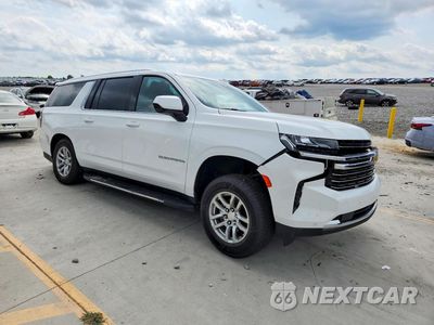 Czwarte zdjęcie samochodu z boku: 2024 CHEVROLET SUBURBAN K1500 LT VIN:1GNSKCKD9RR232634 - miniatura