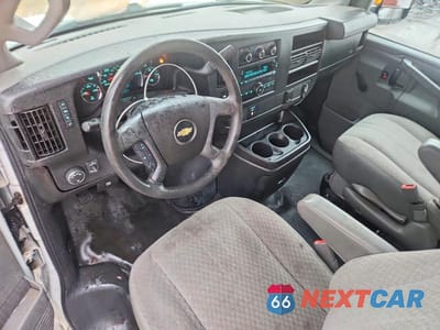 Zdjęcie 8 z 13 samochodu: 2017 CHEVROLET EXPRESS DELIVERY TRUCK VIN:1GB0GRFG6H1124949 - miniatura