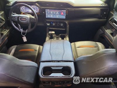 Zdjęcie 8 z 12 samochodu: 2024 GMC SIERRA K1500 AT4 VIN:1GTUUEE83RZ224874 - miniatura