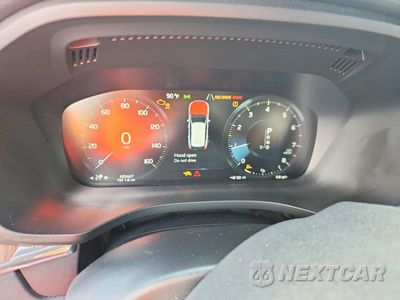 Zdjęcie 9 z 13 samochodu: 2019 VOLVO XC60 T6 INSCRIPTION VIN:LYVA22RL0KB239190 - miniatura