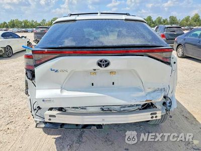 Zdjęcie 6 z 14 samochodu: 2024 TOYOTA BZ4X XLE VIN:JTMAAAAA2RA035029 - miniatura