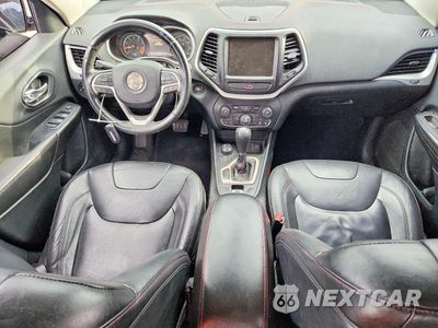 Zdjęcie 8 z 13 samochodu: 2014 JEEP CHEROKEE TRAILHAWK VIN:1C4PJMBS9EW130610 - miniatura