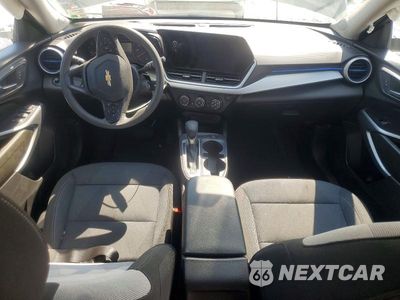 Zdjęcie 8 z 14 samochodu: 2025 CHEVROLET TRAX LS VIN:KL77LFEP9SC274858 - miniatura
