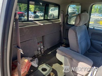Zdjęcie 10 z 12 samochodu: 2002 TOYOTA TACOMA V6 VIN:5TEWN72N12Z034092 - miniatura