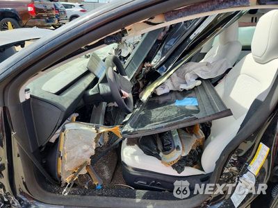 Zdjęcie 7 z 13 samochodu: 2025 TESLA MODEL 3 VIN:5YJ3E1EA3SF075673 - miniatura