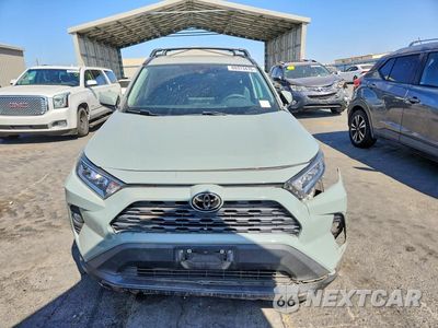 Piąte zdjęcie samochodu w środku: 2021 TOYOTA RAV4 XLE VIN:2T3W1RFV2MW159148 - miniatura